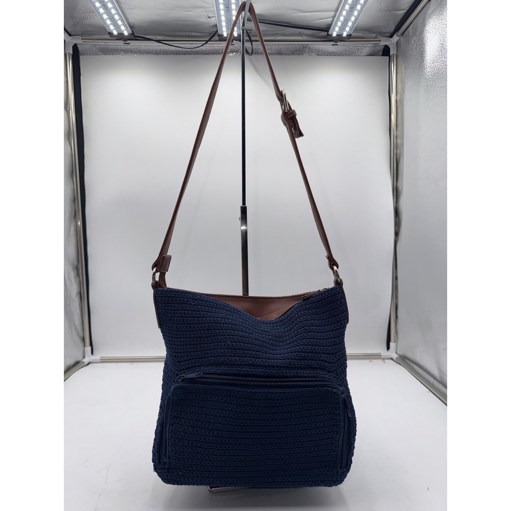 Worthington Navy Blue Crochet Knit Crossbody Bag Brown Trim Adjustable Strap